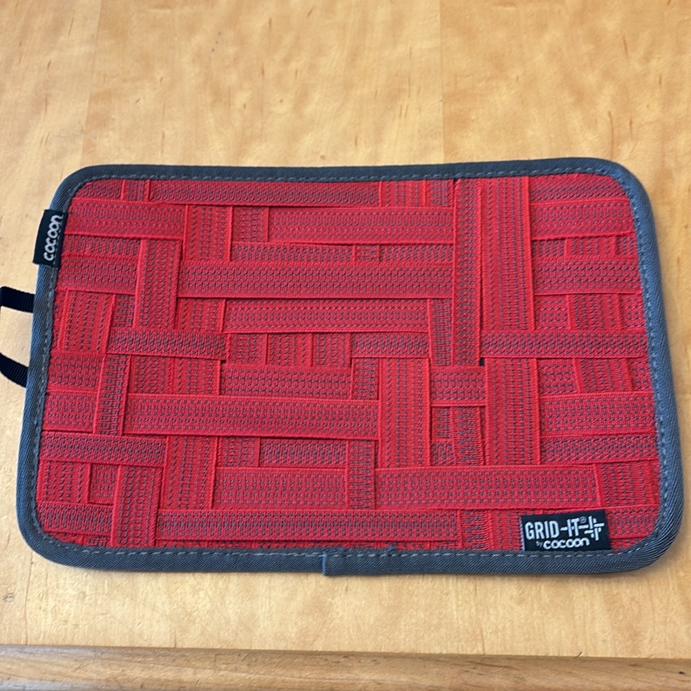 Cocoon CPG10RD GRID-IT!® Accessory Organizer - Medium 12" x 8" (Racing Red)